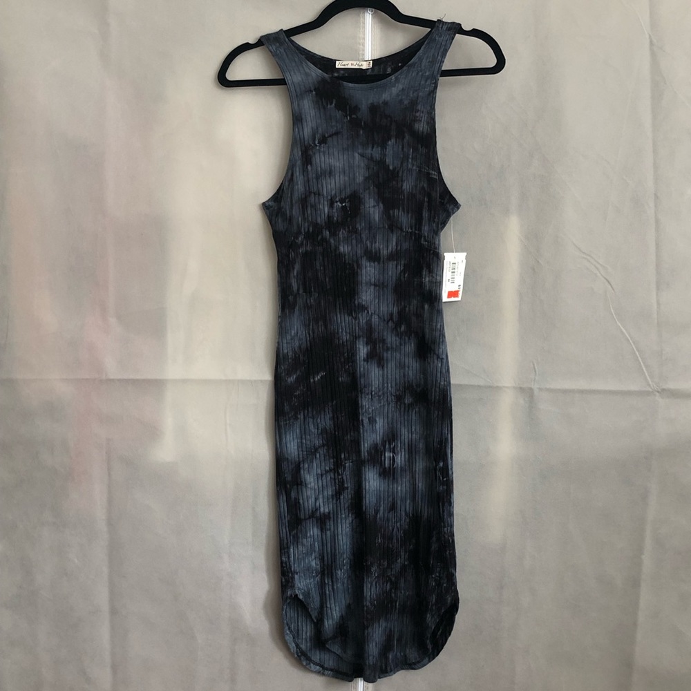 Tie day body-con midi dress